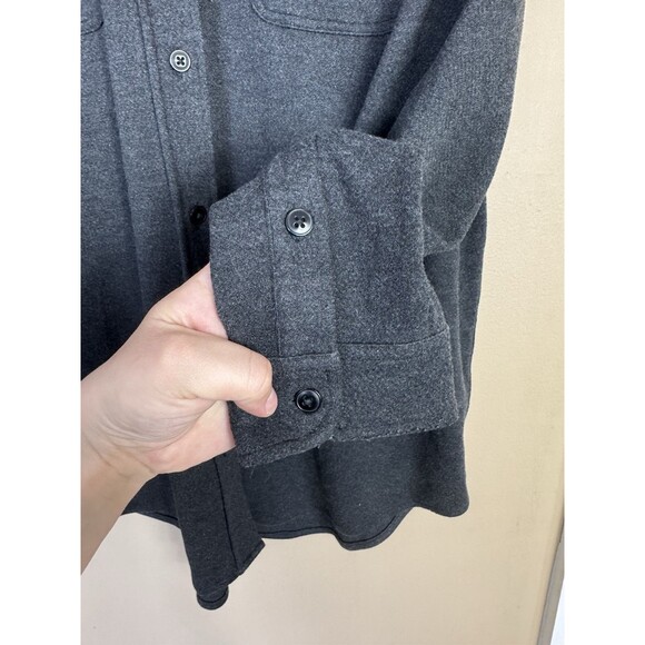 Quince Men’s Gray Button Up Sweater Shirt Size Large - Picture 4 of 7